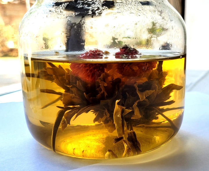 Blooming Tea | 5 Flower Tea Balls (30 Tea Cups) 40 Grams - INNOVEDA